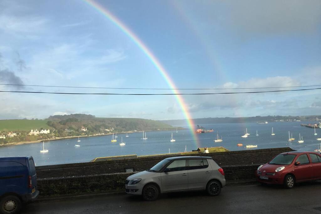 Stunning Views Over The Beautiful Falmouth Harbour 외부 사진