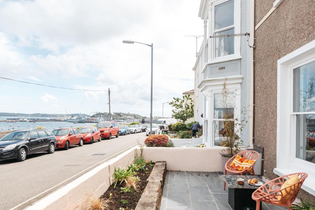 Stunning Views Over The Beautiful Falmouth Harbour 외부 사진